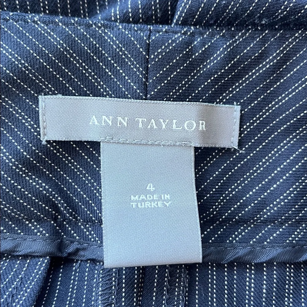 Ann Taylor Wide Bottom Capri Dress Pants